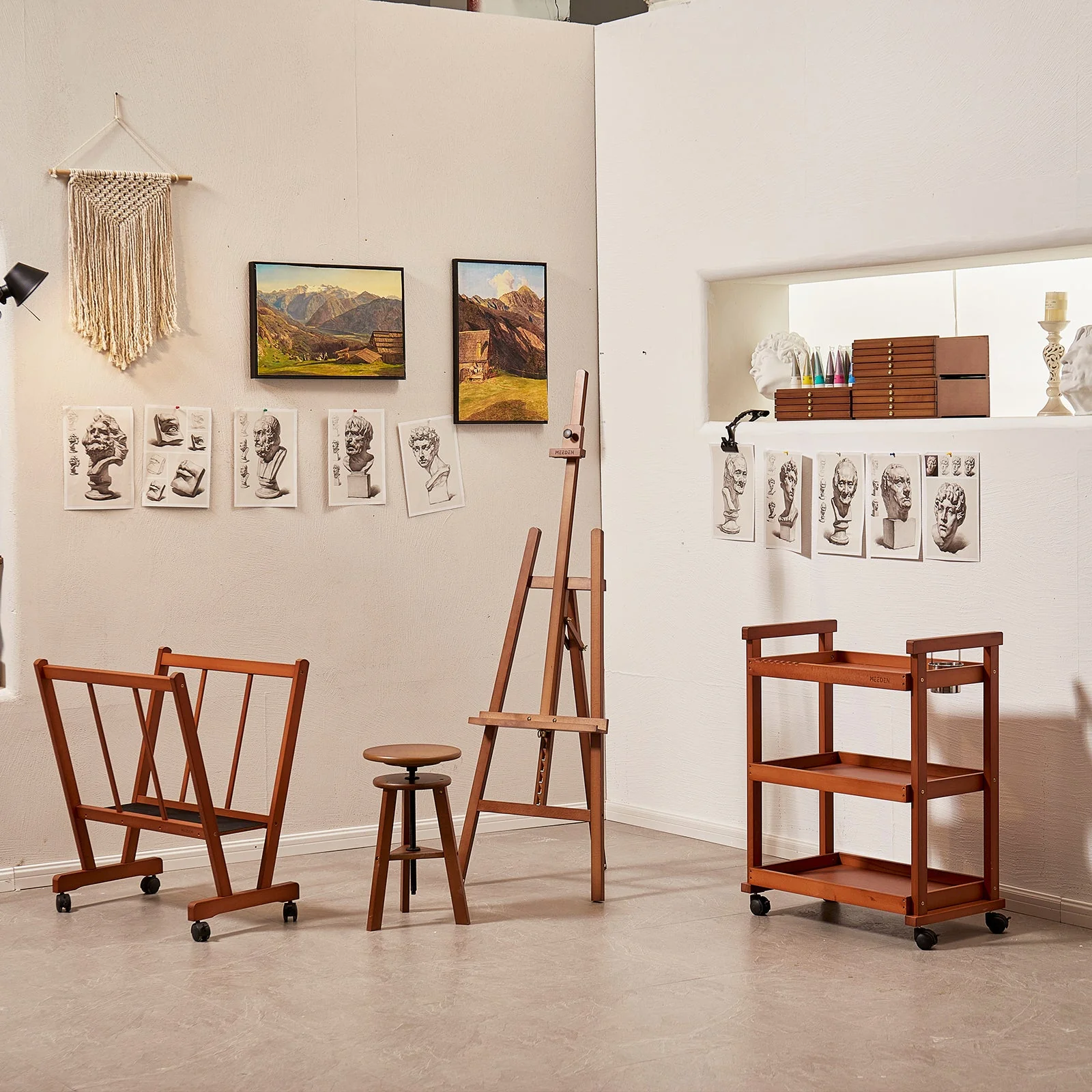 MEEDEN Solid Adjustable A-Frame Painting Beechwood  Art Easel-Walnut-W01D - Image 5